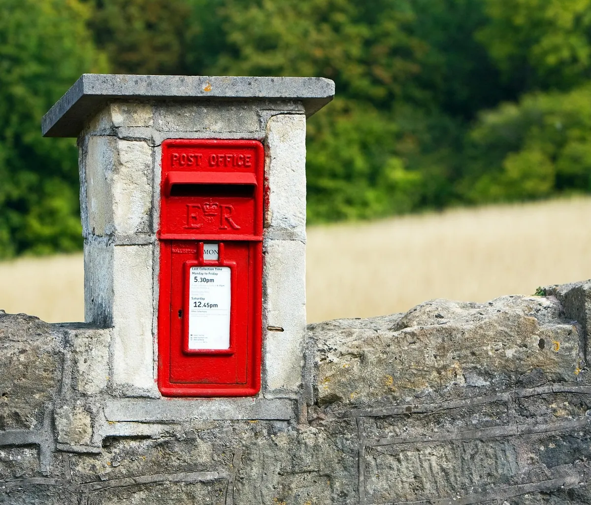 Local Colour in Fiction: How to Write Convincing UK Settings