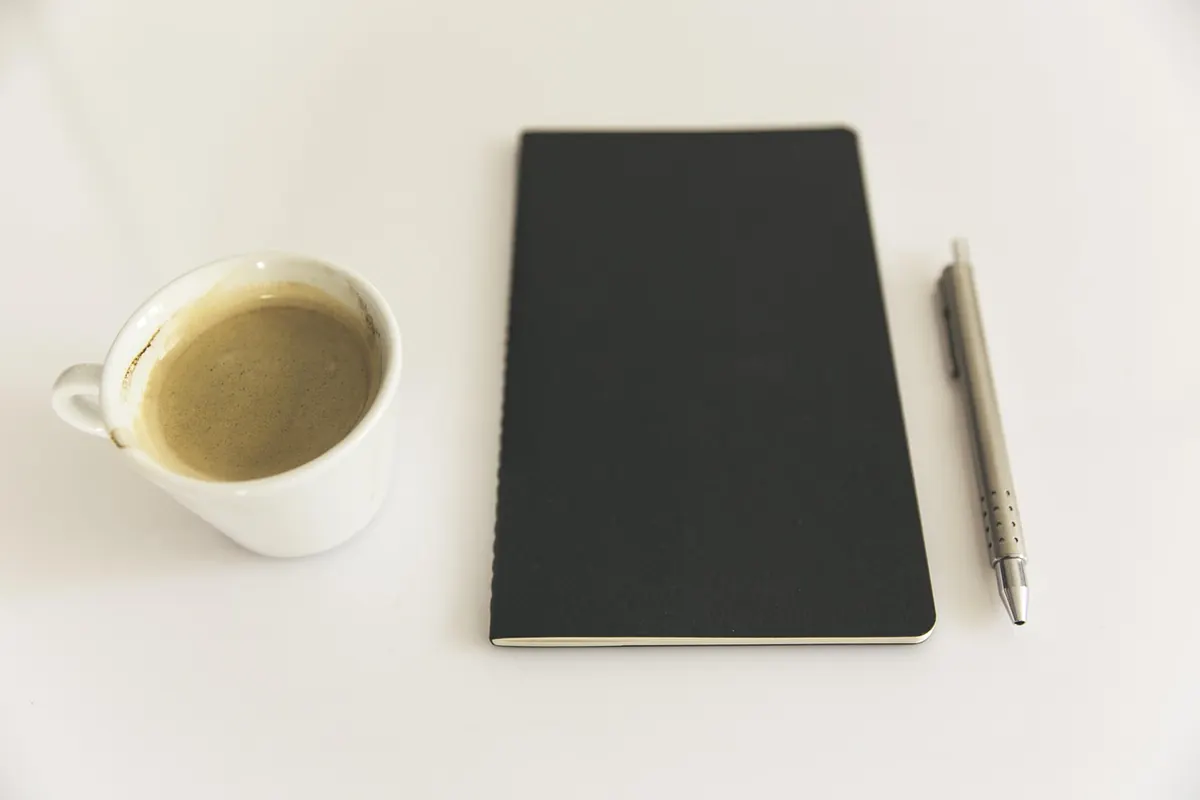 Poetry Forms Explained: Sonnet, Haiku, Villanelle and Free Verse Compared